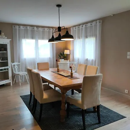 بيت للعطل House For 9 People *