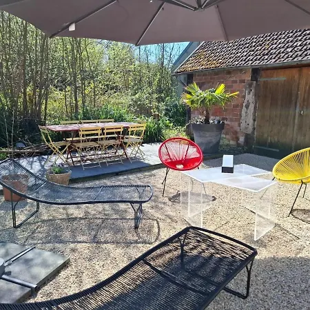 House For 9 People بيت للعطل Saint-Clair-sur-l'Elle