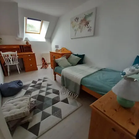 بيت للعطل House For 9 People Saint-Clair-sur-l'Elle
