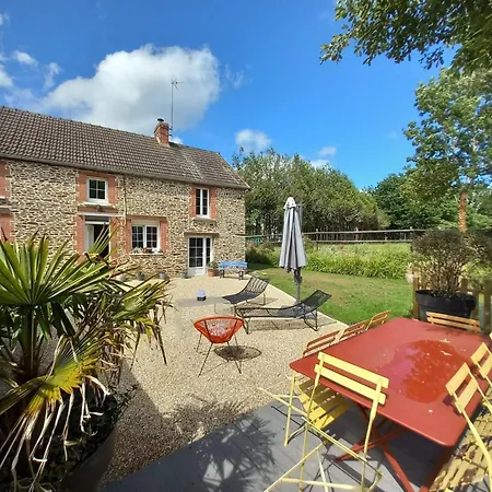 House For 9 People *