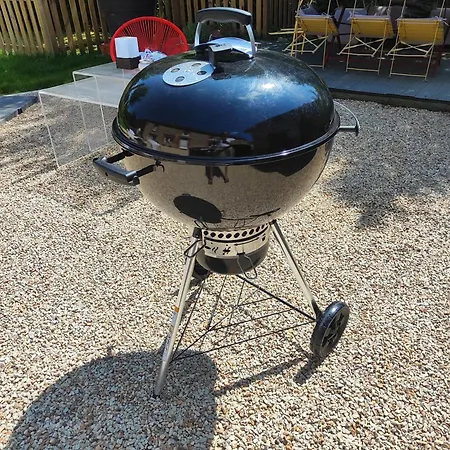 House For 9 People بيت للعطل *