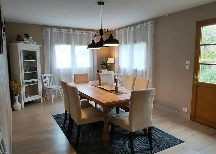 Vakantiehuis House For 9 People *