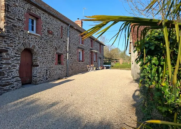 Vakantiehuis House For 9 People *