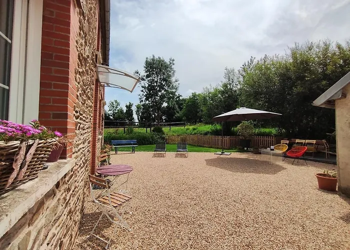 Vakantiehuis House For 9 People