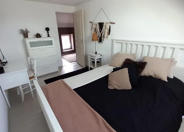 Vakantiehuis House For 9 People *