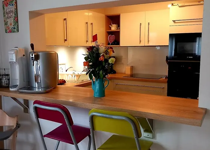 House For 9 People * Saint-Clair-sur-l'Elle