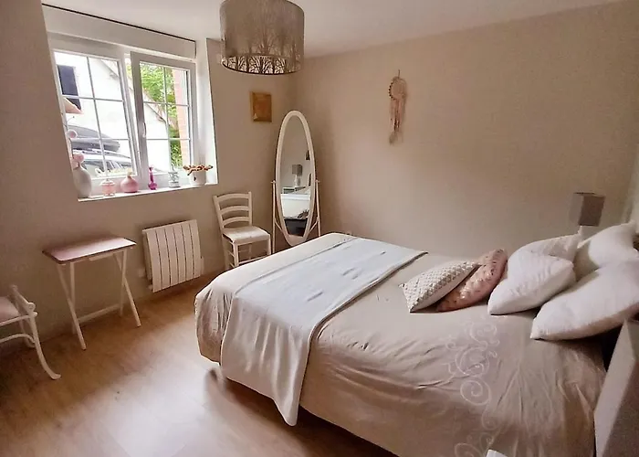 House For 9 People * Saint-Clair-sur-l'Elle